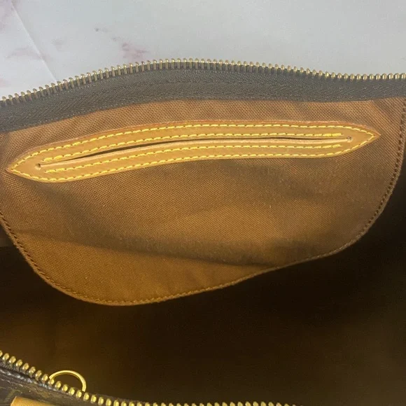 GUC Louis Vuitton Speedy 40 Bag - Picture 6 of 6